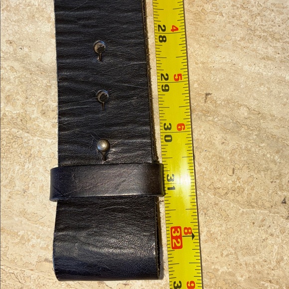 GAP Leather Belt, Dark Brown, big brass ring & hardware, leather keeper. S - Picture 15 of 17